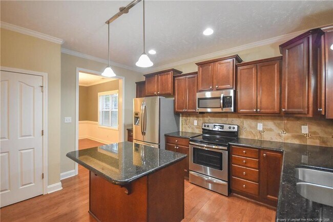 Building Photo - 24 Nassau Ln