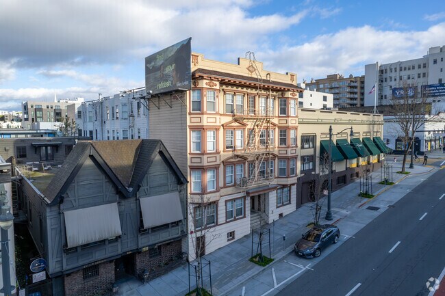 Primary Photo - 2128 Van Ness