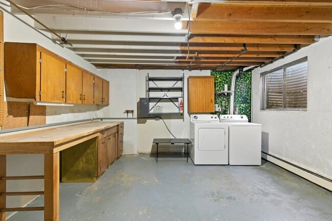 Building Photo - 1145 Willow Bend Cir