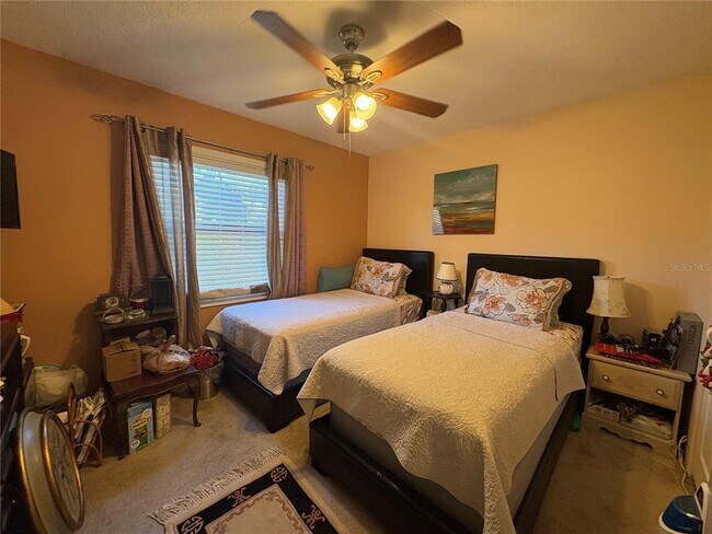 Building Photo - 1606 Flint Dr W