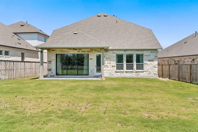 Building Photo - 125 Plainsman Ln