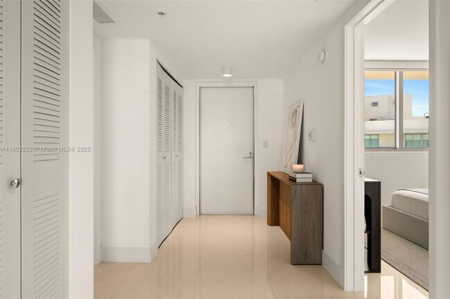 Building Photo - 6620 Indian Creek Dr