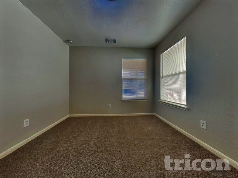 Building Photo - 2942 Yearling Colt Ct