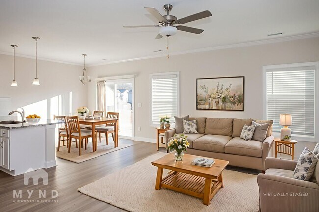 Building Photo - 207 Susannah St