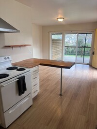 Building Photo - Adorable Duplex in Inglewood