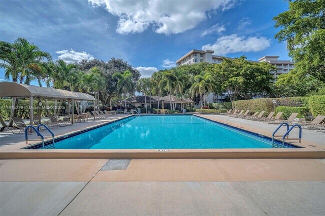 Building Photo - 3507 Oaks Way