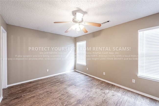 Building Photo - 3195 W Woodfield Way