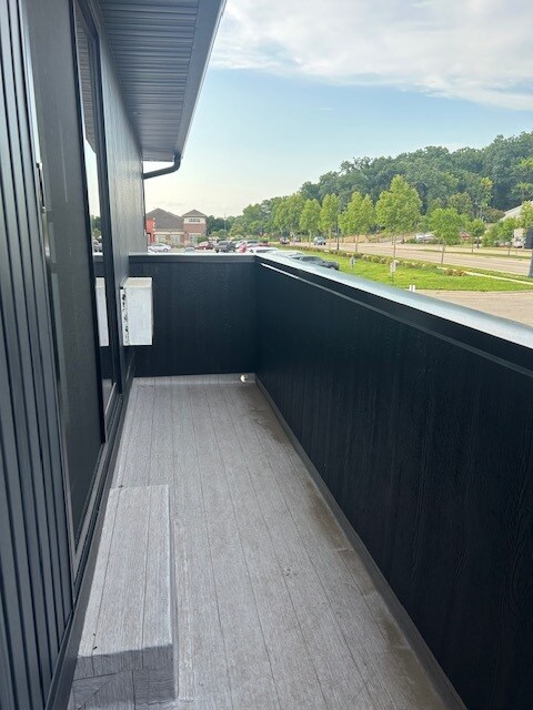 Building Photo - 6025 Monona Dr