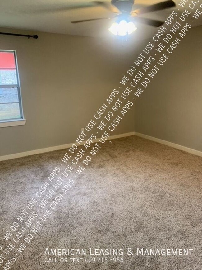 Building Photo - 109 Frankens St