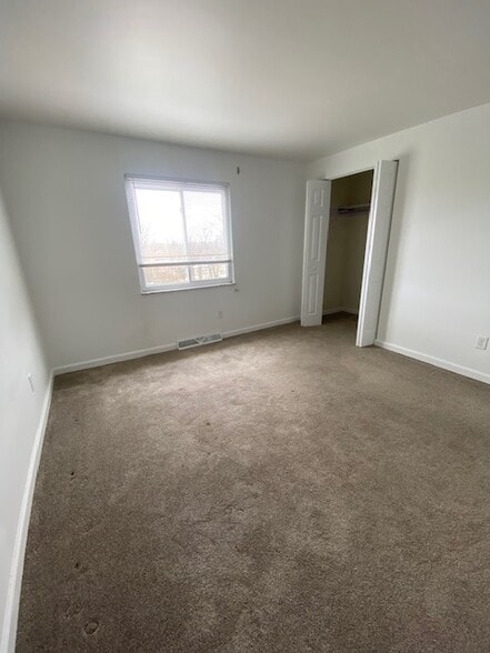 Building Photo - 3282 Ridge Road Ext