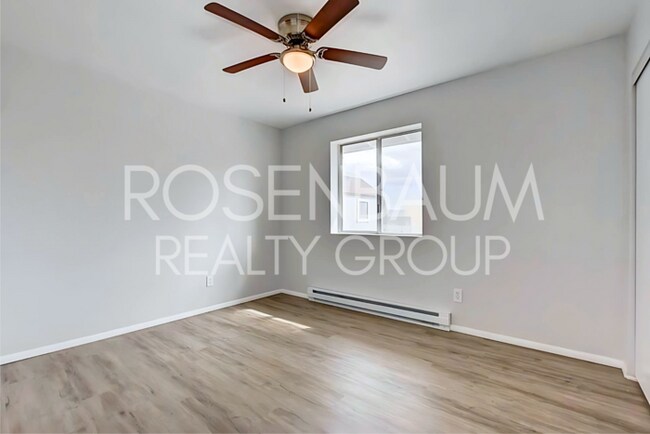 Building Photo - 3547 N Valorie Dr