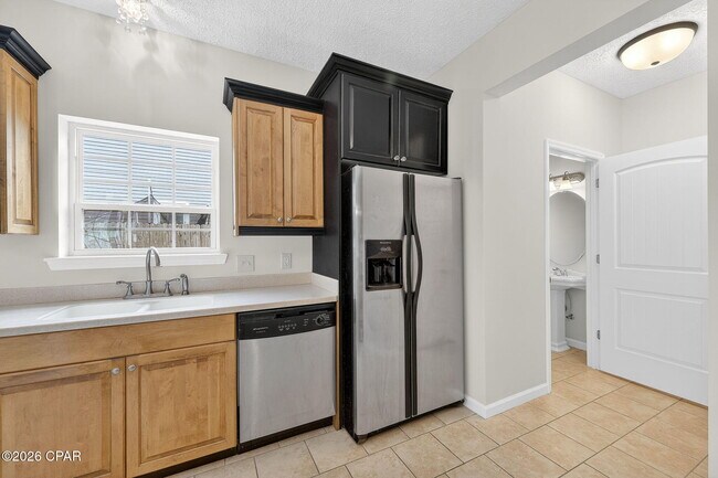Building Photo - 2605 Avondale Ct