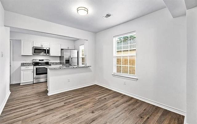 Building Photo - 406 E Elm St