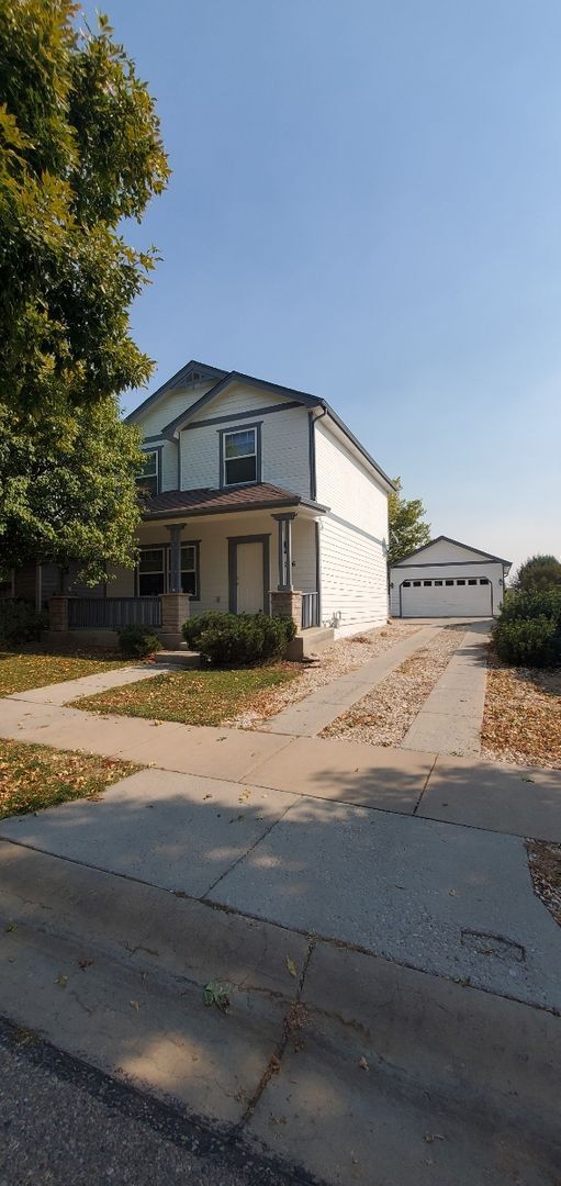 Building Photo - 2226 Clearfield Way