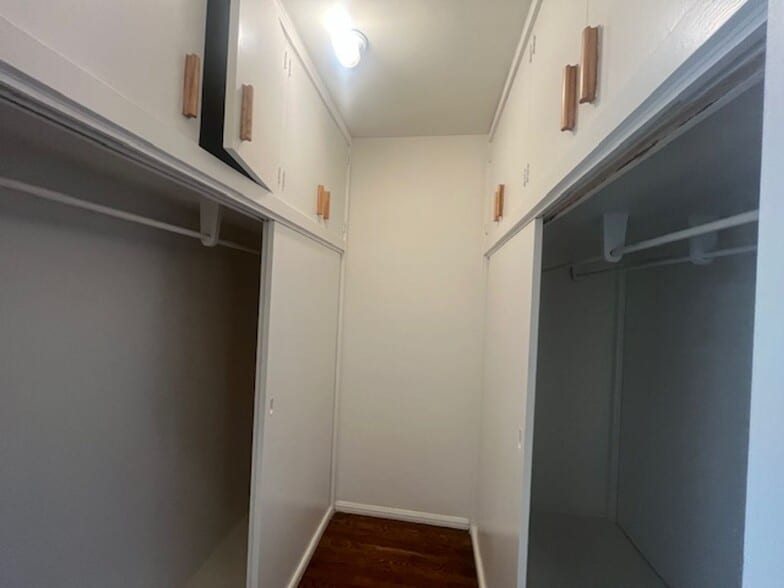 Building Photo - 740 E Carson St