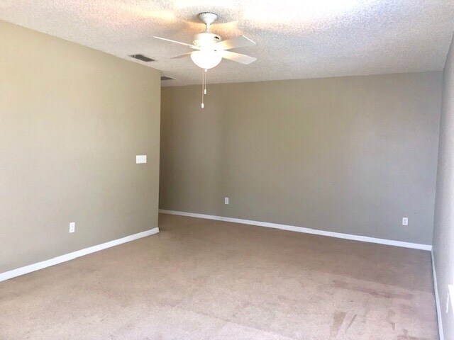 Building Photo - AVALON PARK!MOVE IN NOW! LARGE 5bd 2.5 bat...