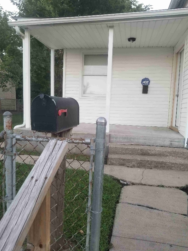 Primary Photo - 3305 E 19th St