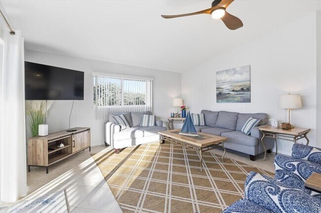 Building Photo - 8101 Memory Ln