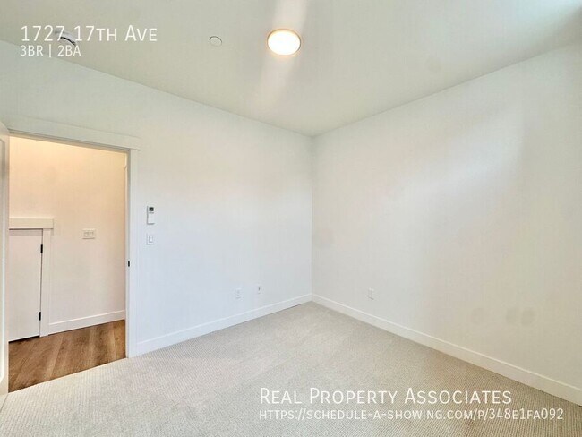Building Photo - 1727 17th Ave