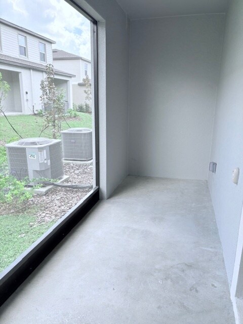 Building Photo - 10178 Honey Hammock Way