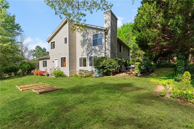 Building Photo - 890 Muirfield Ridge NE