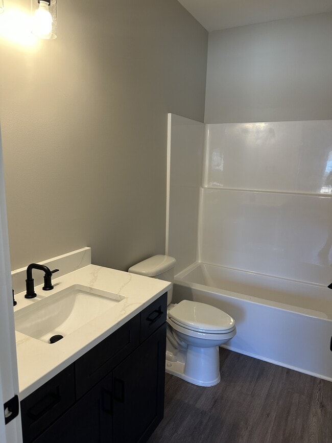 Building Photo - 205 Cunningham Dr