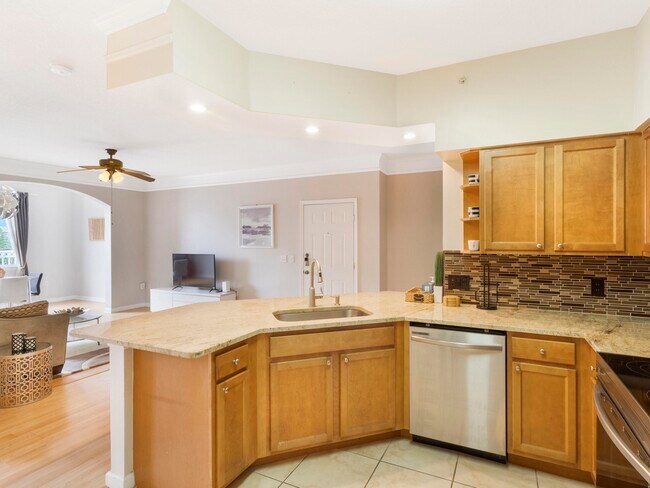 Building Photo - 9309 Myrtlewood Cir W