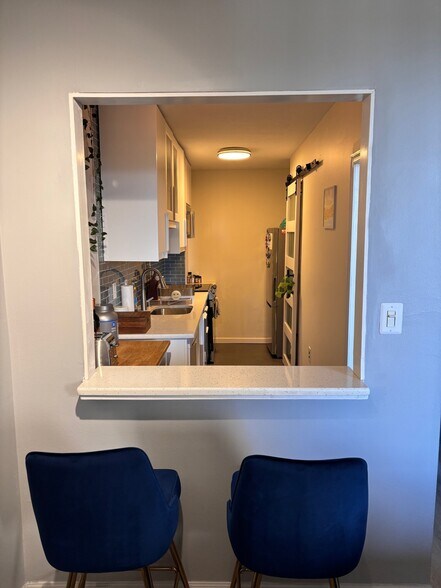 Building Photo - 4242 East West Hwy