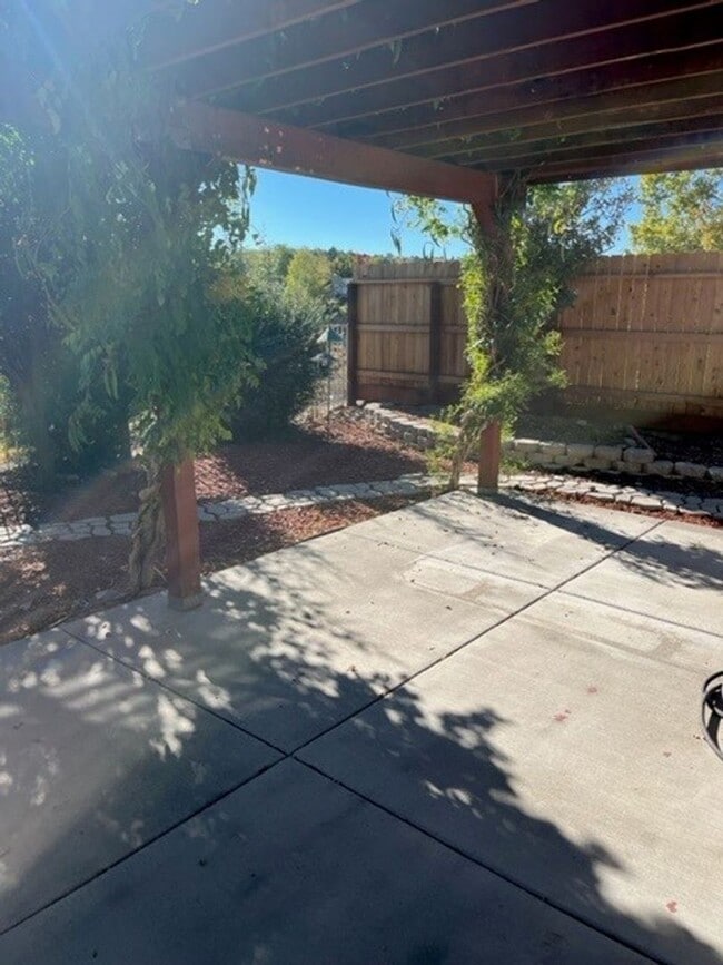 Building Photo - Welcome Home!