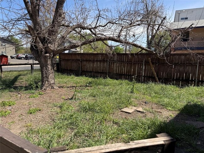 Building Photo - 507 Swanee Dr