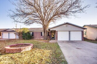 Building Photo - Unique Home With Lots of Flair Located In ...
