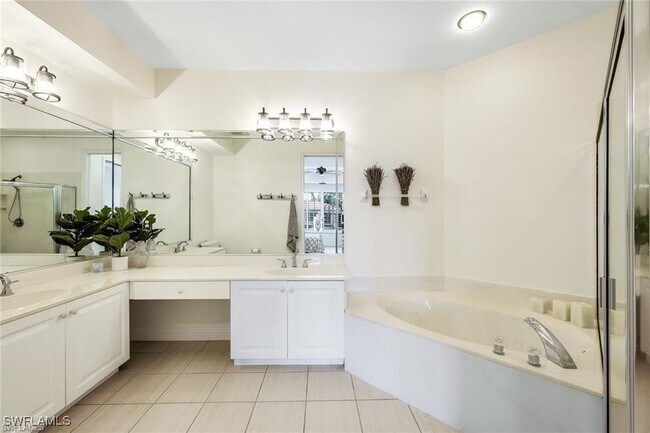 Building Photo - 15218 Harbour Isle Dr