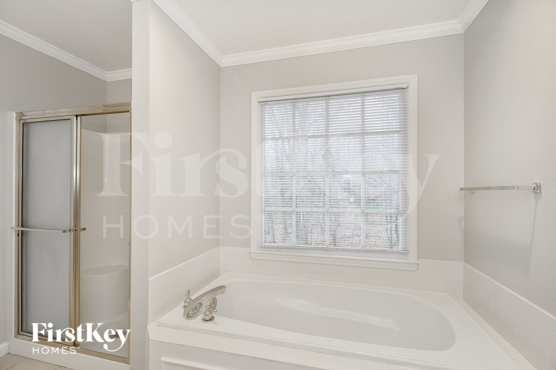 Building Photo - 6866 Greenbrook Dr