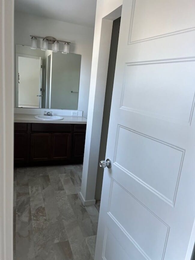 Building Photo - Beautiful 3 Bedroom property in Marysville!!