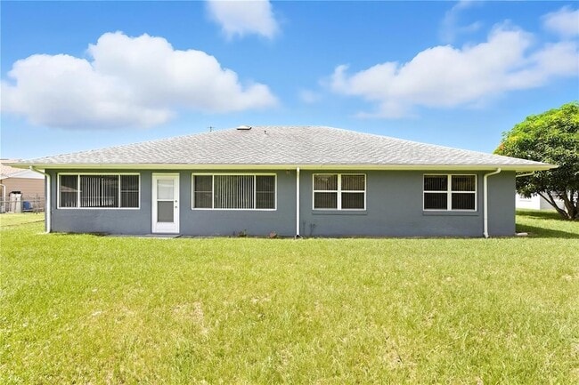 Building Photo - 3063 Lake June Blvd