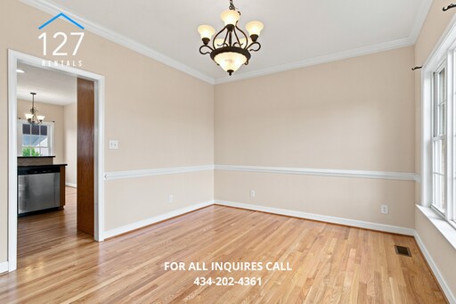 Building Photo - Stunning 4-Bedroom House in Prime Forest Location!