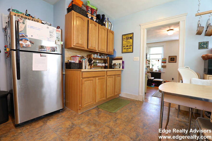 Primary Photo - 24 Wallingford Rd
