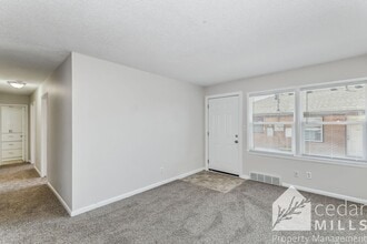 Building Photo - Remodeled Duplex Conveniently Located Near WSU! Section 8!