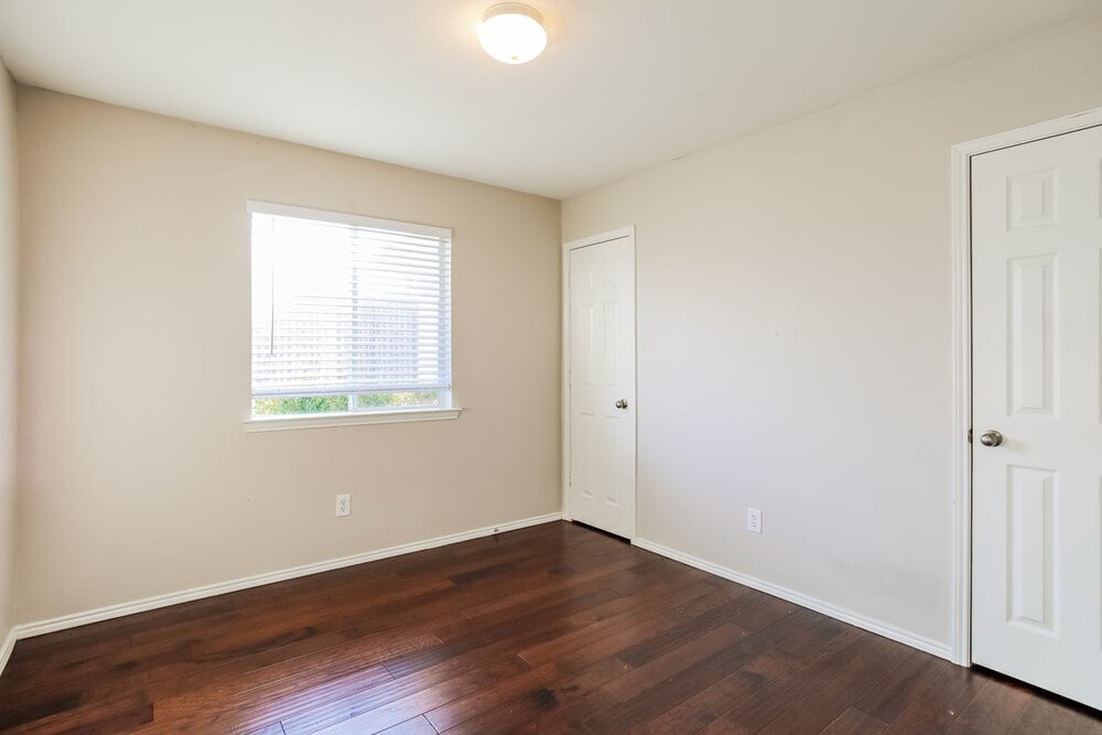 Building Photo - 110 Comanche Trail