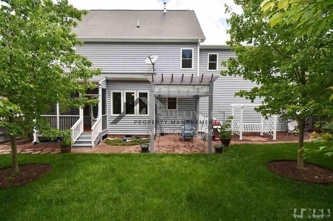 Building Photo - 5202 Middleton Rd