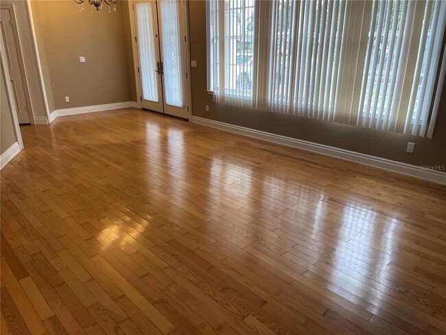 Building Photo - 2772 Challenger Dr