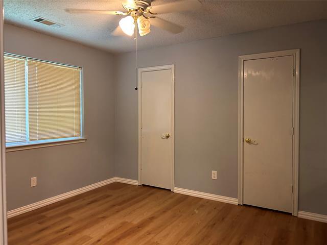 Building Photo - 2106 Millwood Dr