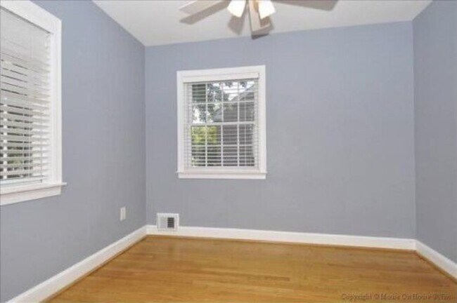Building Photo - 9412 Colesville Rd
