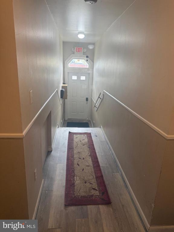 Building Photo - 75 Melrose Ave