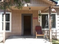 Building Photo - 140-14
