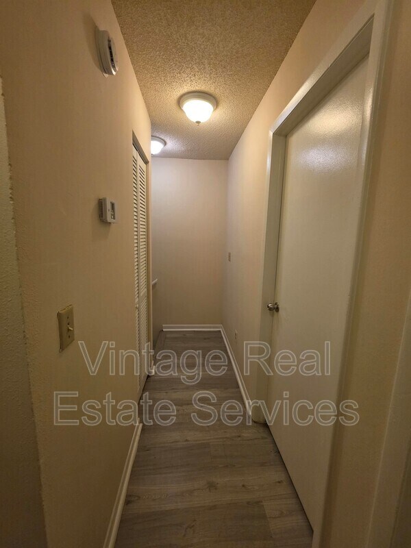 Building Photo - 5194 Sunridge Palms Dr