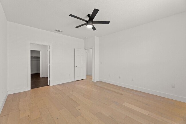 Building Photo - 322 Bonnet Blvd