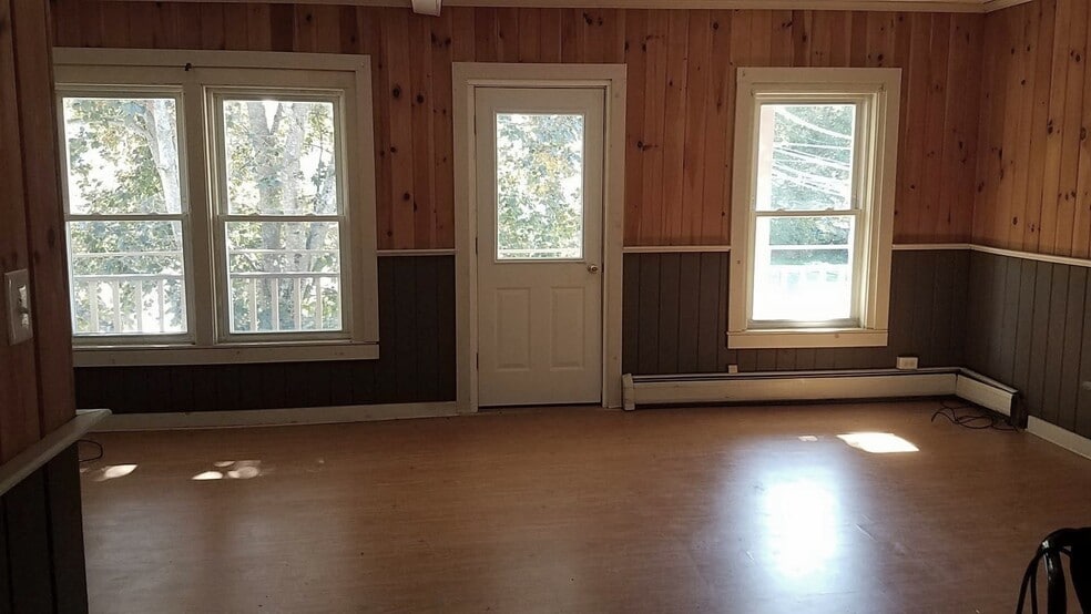 Building Photo - 634 Graniteville Rd