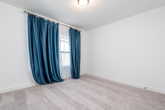 Building Photo - 4118 Ana Ridge Ln