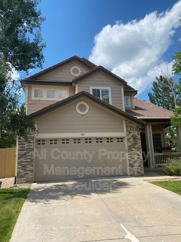 Building Photo - 925 Humboldt Way